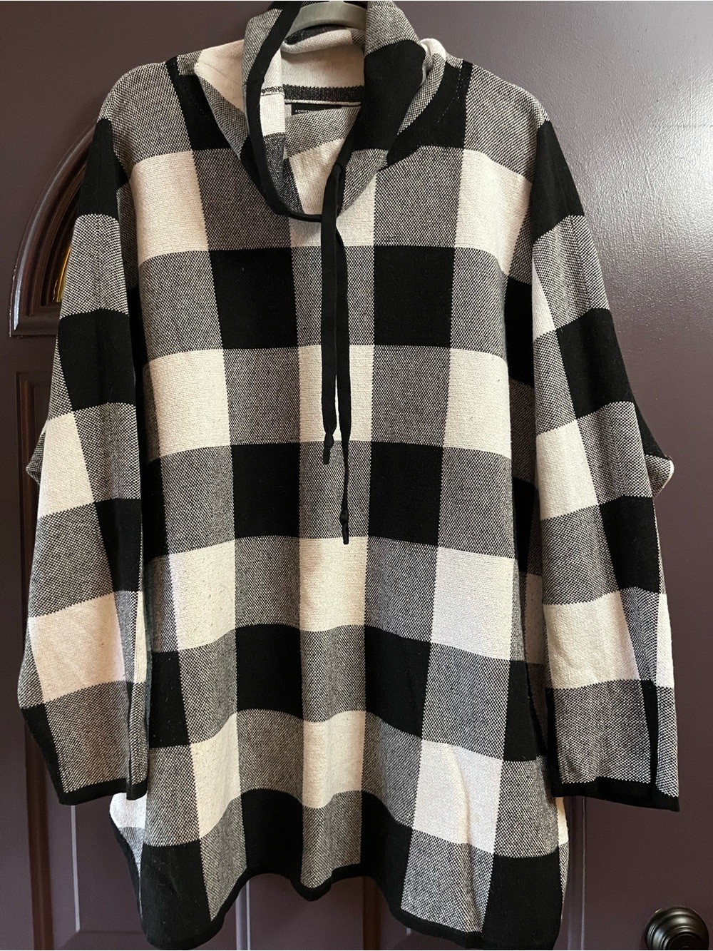 Adrienne Vittadini Woman Black and White Buffalo Check Sweater